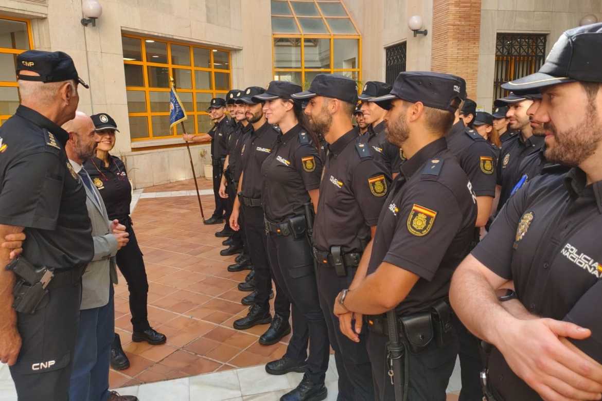 La Policía Local desmantela una fiesta ilegal con más de cien personas en una vivienda de Churriana