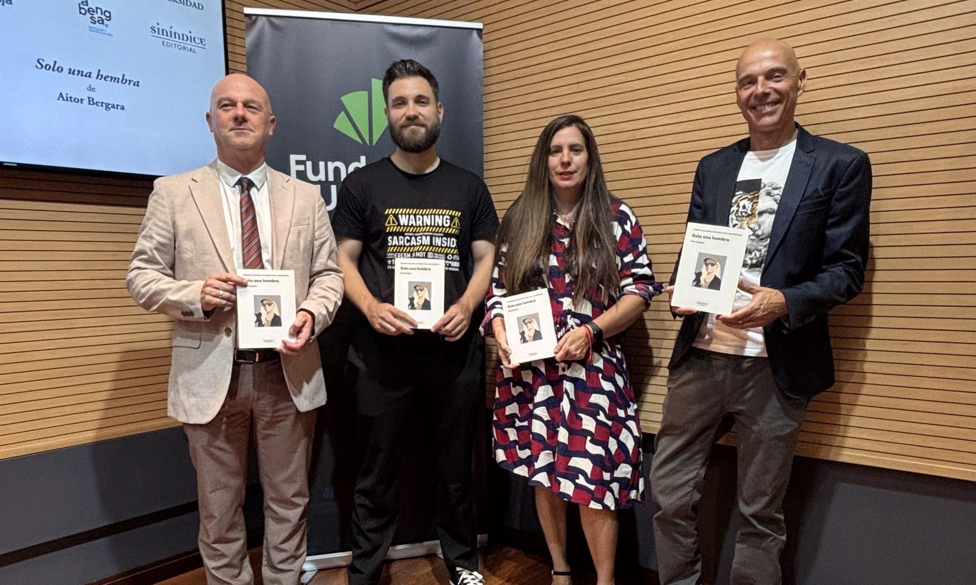 Aitor Bergara recibe el II Premio de Novela Antinoo por la Diversidad
