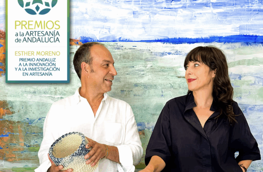 Esther Moreno recibe el Premio Andaluz a la Innovación y la Investigación en Artesanía 2025