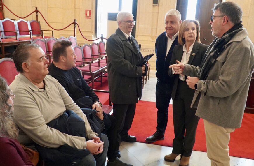 El PSOE acusa al PP de “poner en riesgo” a ciudadanos y empleados municipales por la falta de control y mantenimiento de edificios públicos