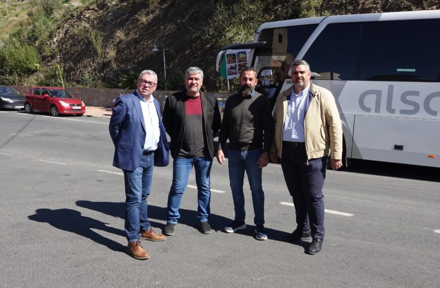 El PSOE logra la unanimidad en la Mancomunidad de la Axarquía para implicar al Gobierno y a la Junta en la mejora de la movilidad