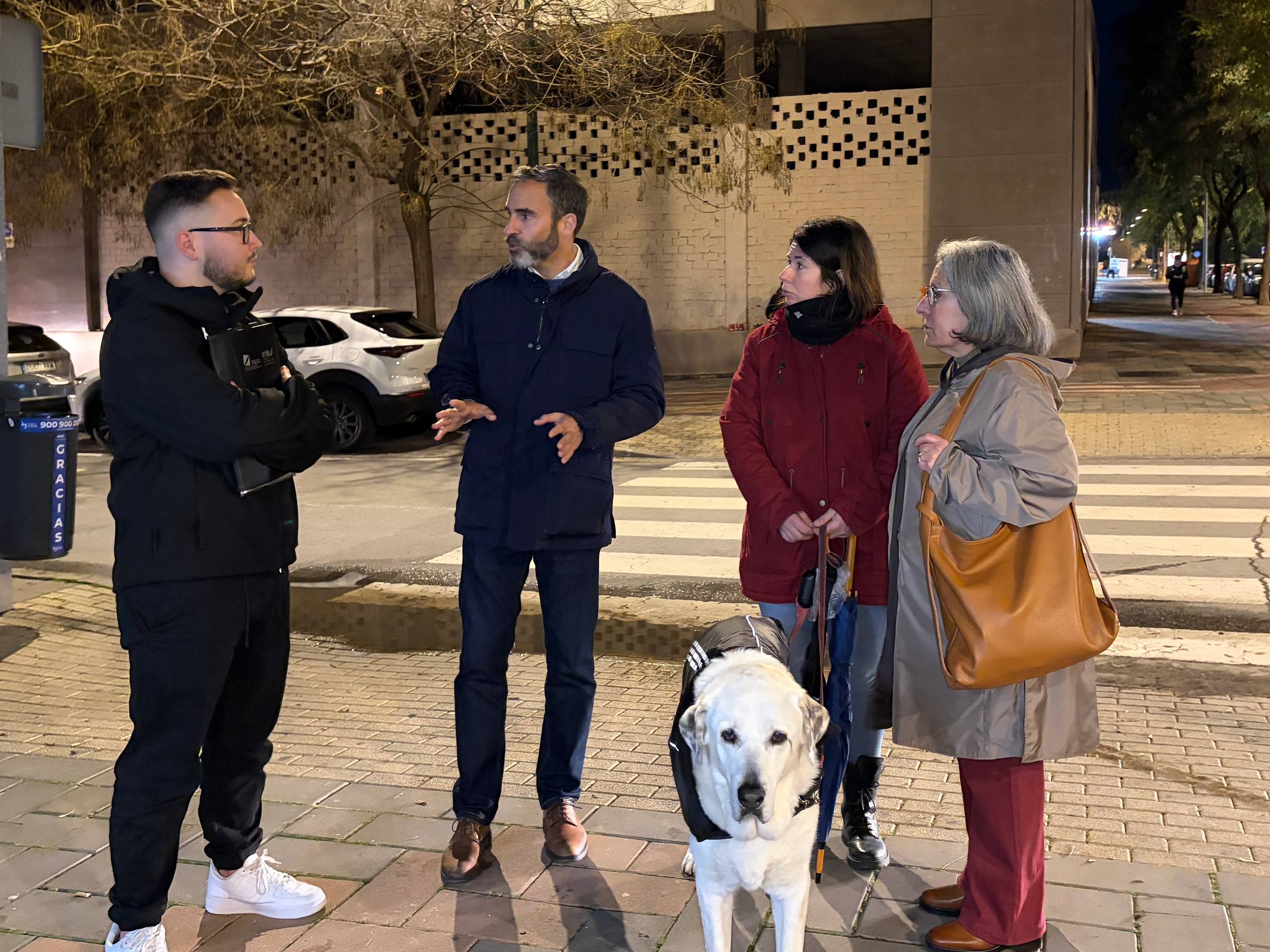 El PSOE denuncia el abandono de la barriada de Soliva por la “dejadez” del Ayuntamiento