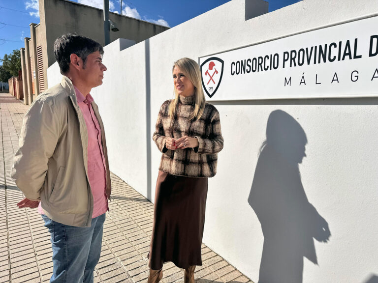 El PSOE exige a Salado que pague la deuda de Rincón de la Victoria con el Consorcio de Bomberos