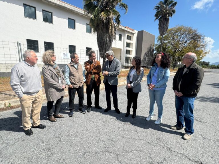 El PSOE acusa a Juanma Moreno de “castigar” a Alhaurín el Grande y denuncia promesas incumplidas