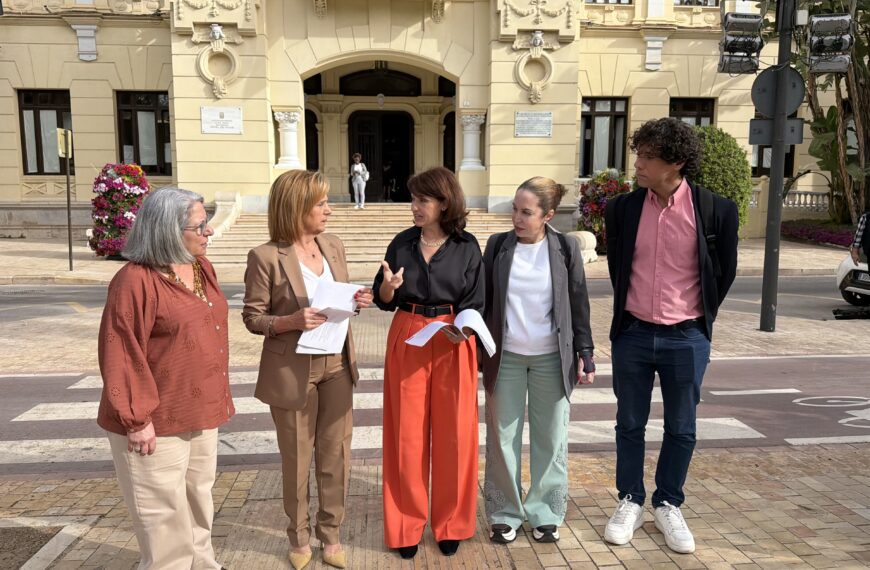 El PSOE reclama a Moreno Bonilla y De la Torre un plan de choque para frenar el “desmantelamiento silencioso” de la Dependencia