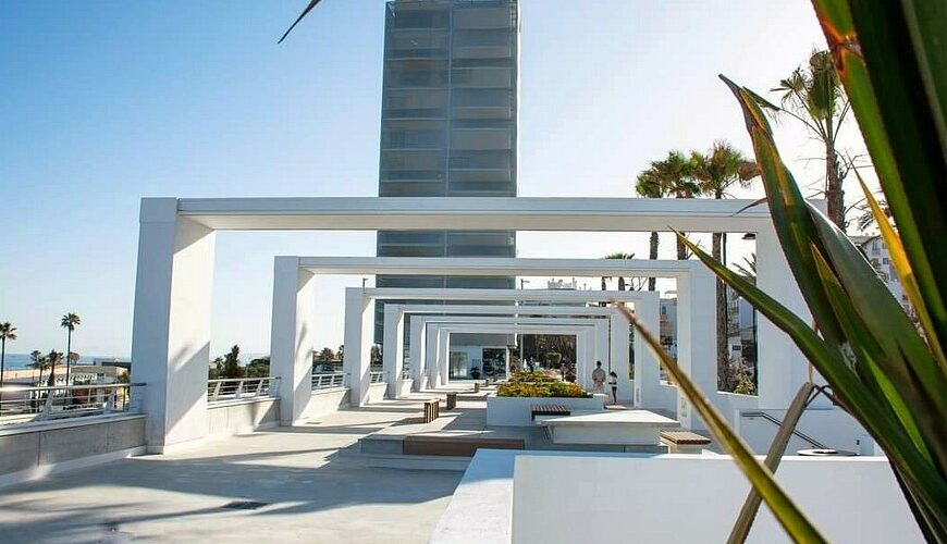 La Justicia rechaza archivar la causa por la adjudicación de la Torre Mirador del Carmen a la nuera del alcalde de Estepona