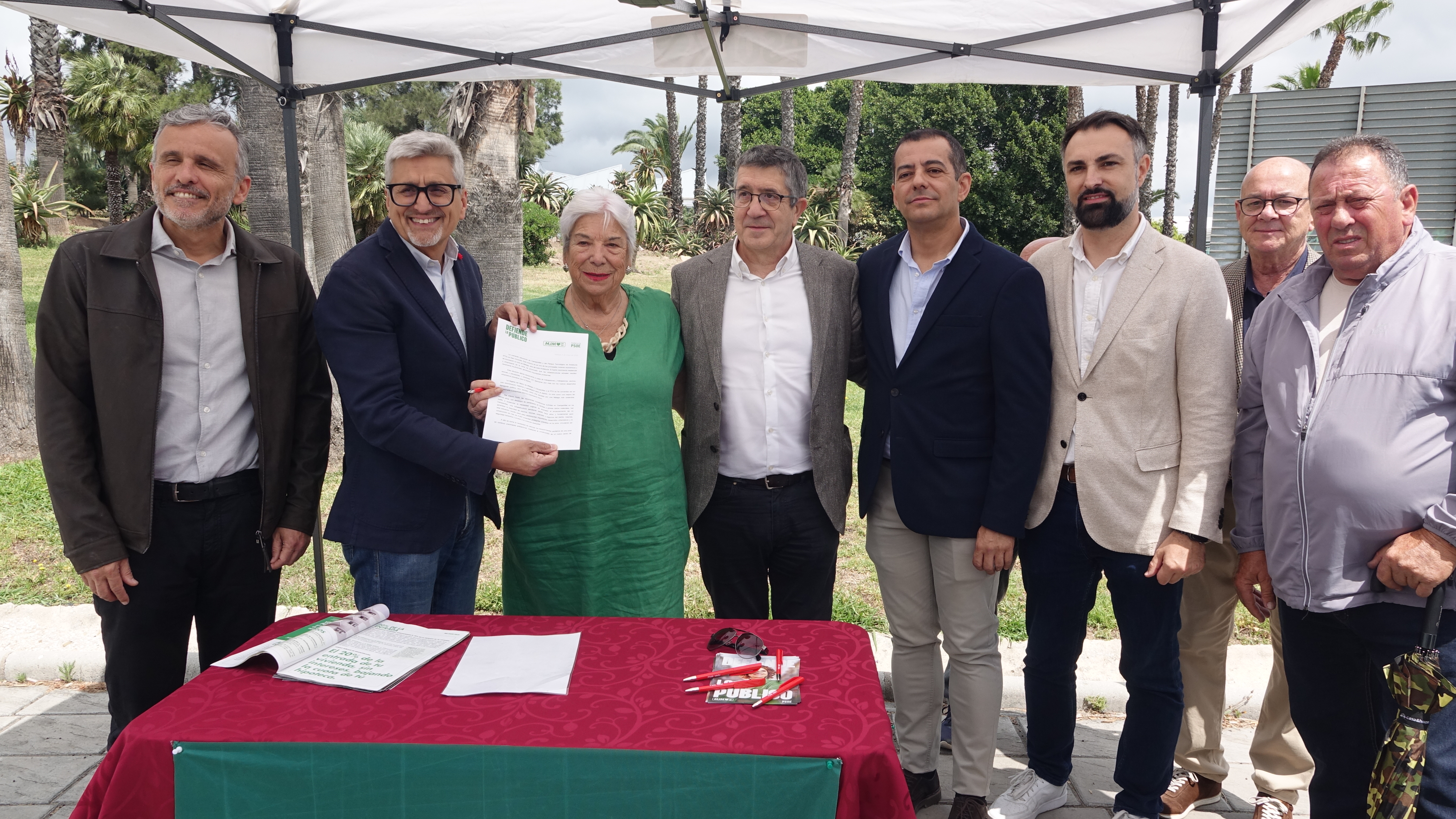 Patxi López llama desde Málaga a la movilización el 17M para “frenar el desmantelamiento” de los servicios públicos en Andalucía