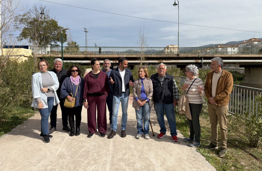 El PSOE exige un plan de renaturalización para el Guadalmedina frente al “modelo de hormigón del alcalde”