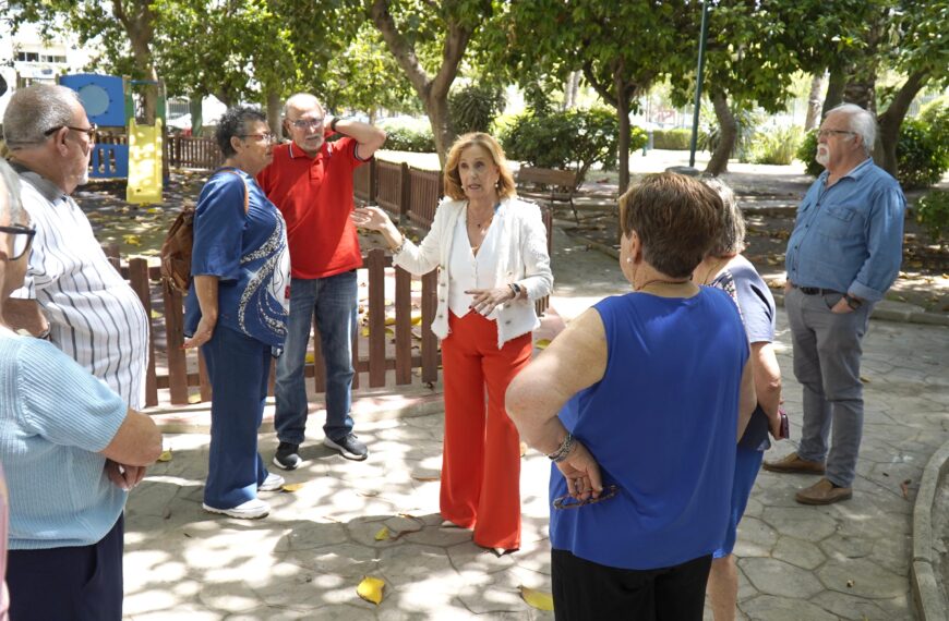El PSOE y vecinos de Sixto exigen al alcalde de Málaga “actuaciones urgentes” ante el “abandono” de este barrio de Carretera de Cádiz