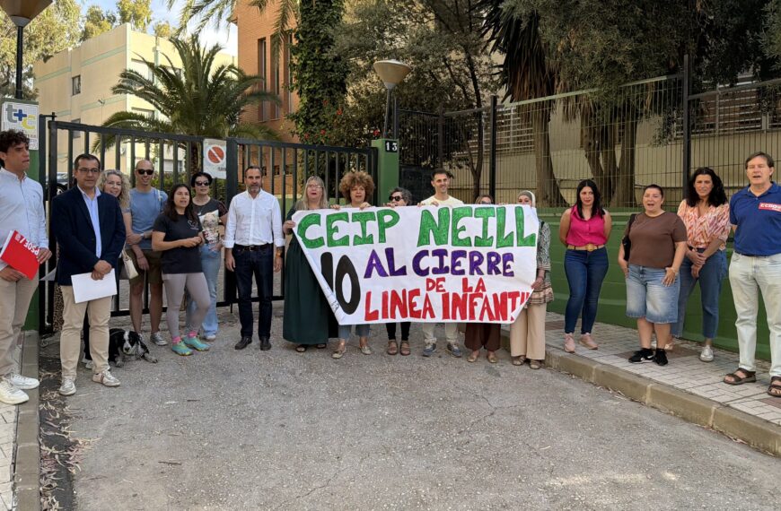 El PSOE exige a la Junta que desista de suprimir la línea de infantil del CEIP Neill y frene el “maltrato educativo” en Málaga