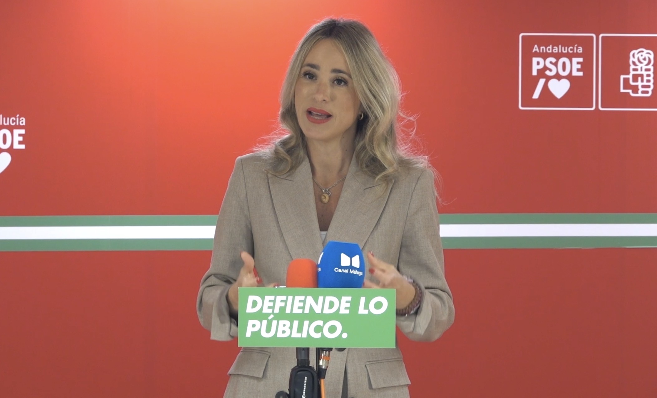 El PSOE se compromete a contratar 13.000 nuevos docentes en Andalucía y a mejorar sus condiciones laborales