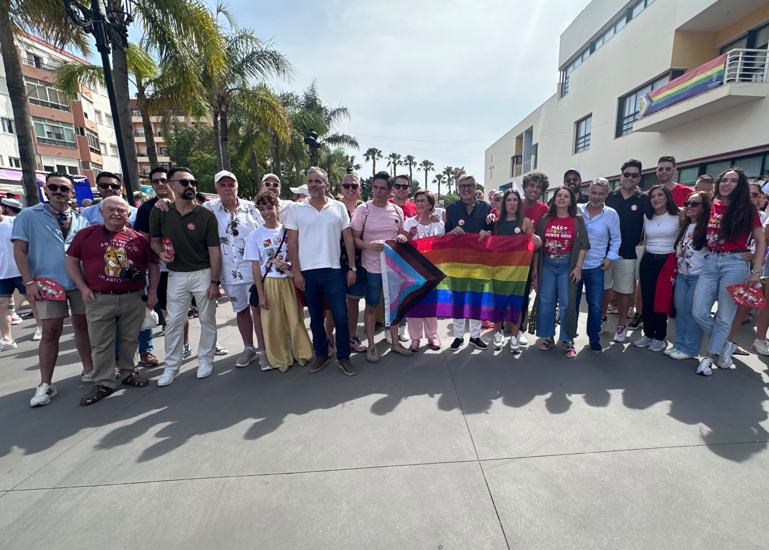 El PSOE-A alerta de que los pactos de Moreno Bonilla con Vox “amenazan” los derechos del colectivo LGTBI