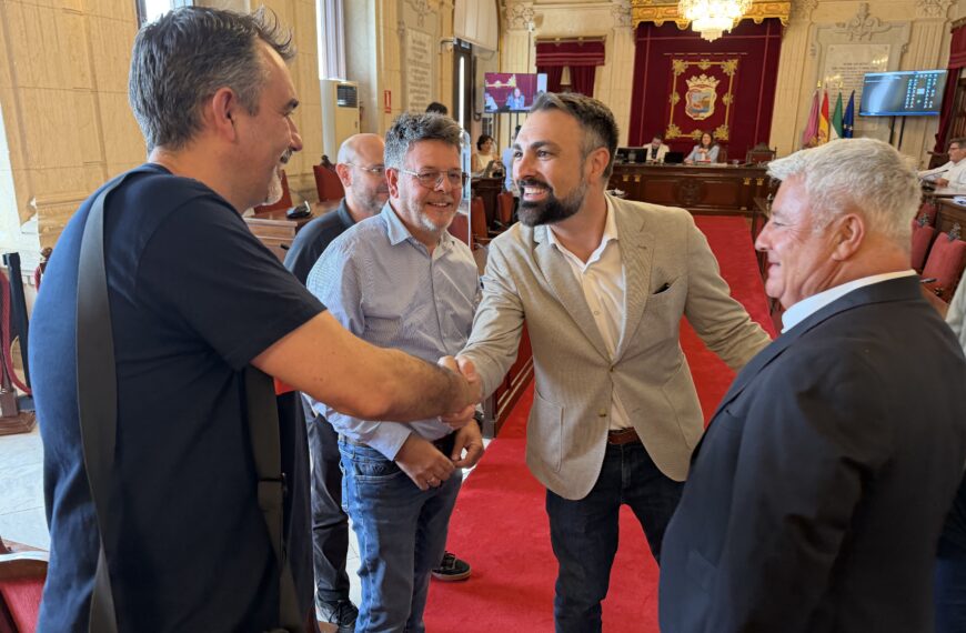 El PSOE critica al PP por rechazar un plan de seguridad tras el incendio del hotel Ibis y medidas urgentes para la Alcazaba