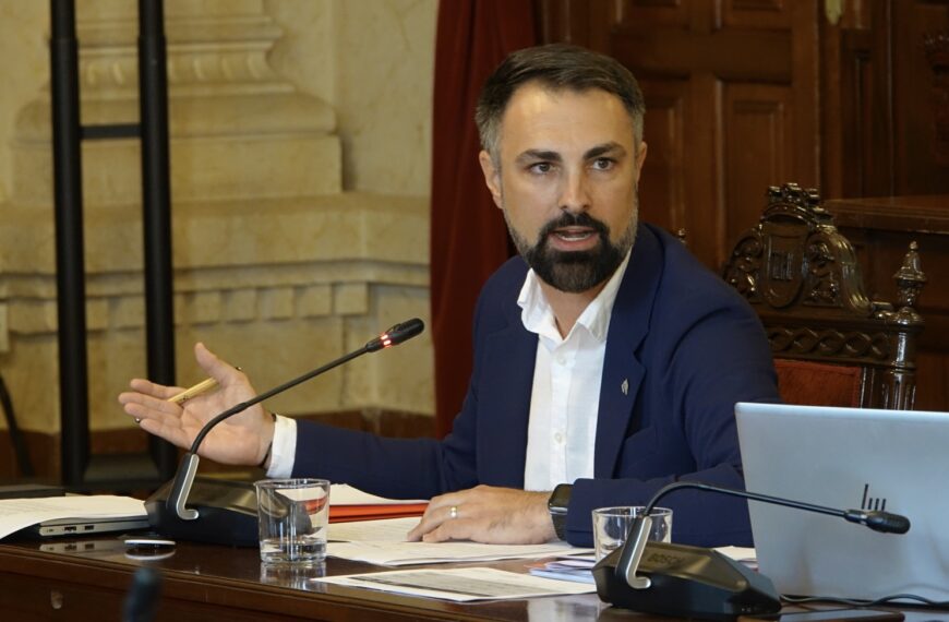 El PSOE acusa a De la Torre de bloquear medidas para garantizar vivienda asequible en Málaga