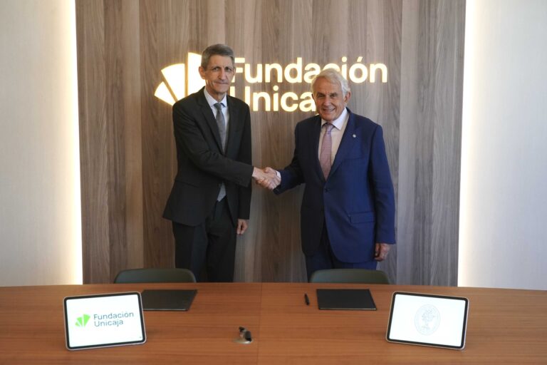 Fundación Unicaja y la Academia de Ciencias Sociales y del Medio Ambiente impulsan el XVII Premio de Trayectorias Académicas Universitarias