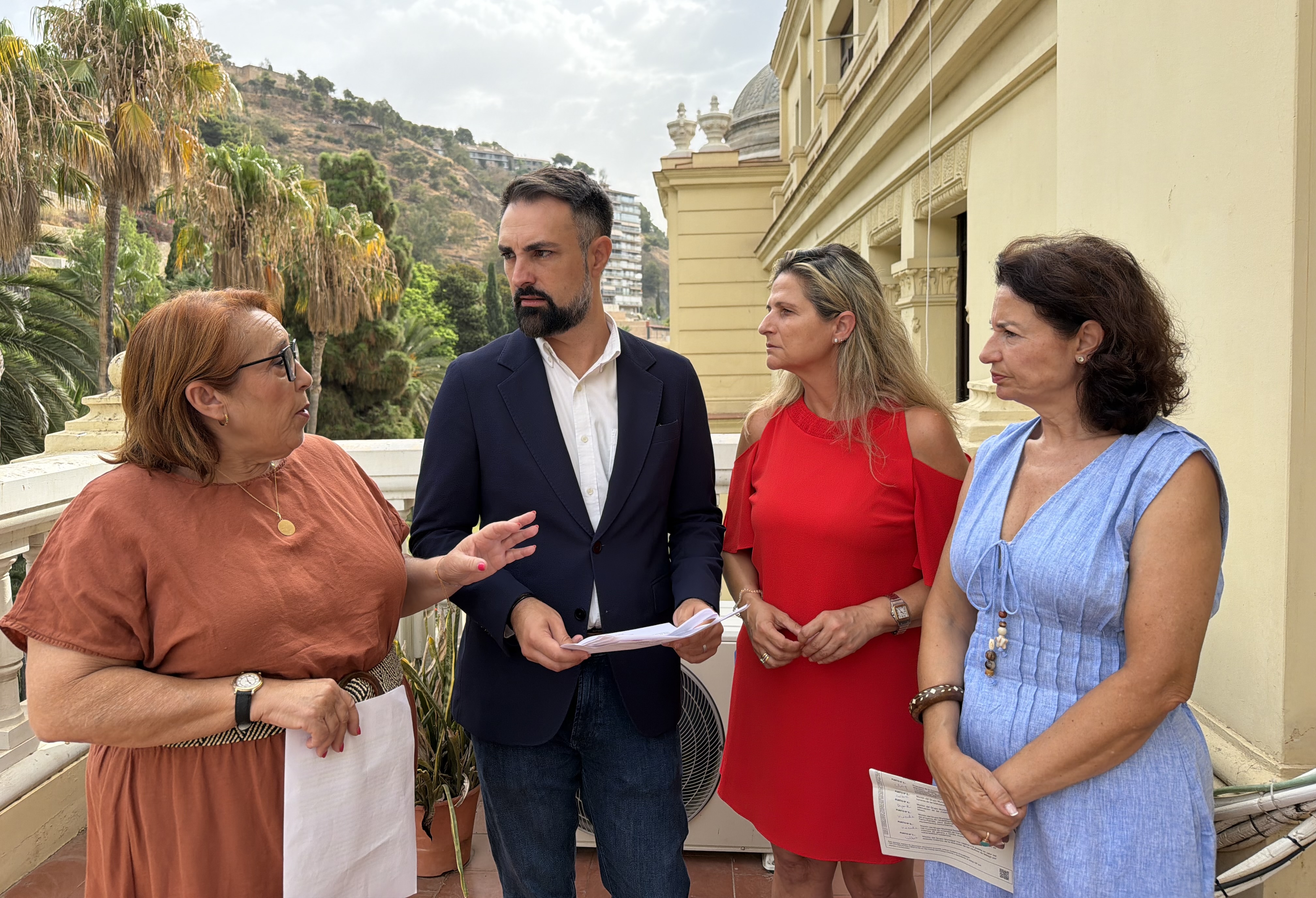 El PSOE pide recuperar en Málaga las viviendas de transición para víctimas de violencia machista