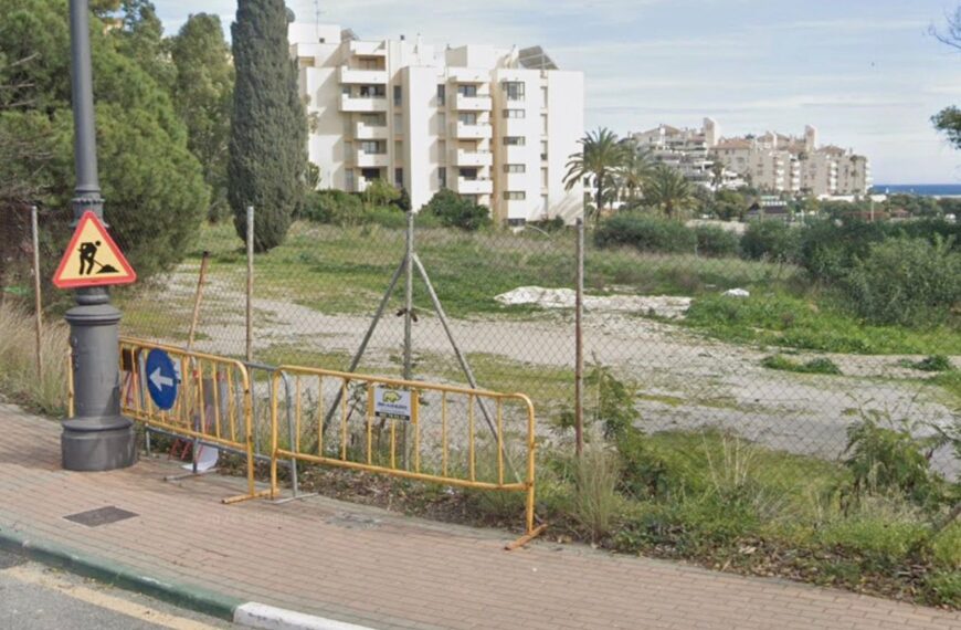 Vecinos de Seghers y el PSOE alegan contra el proyecto del hotel por elevar su altura de dos a seis plantas