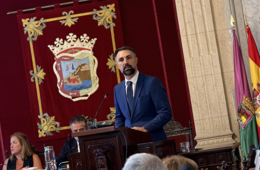 Ruiz Araujo plantea una “nueva etapa” para Málaga con la vivienda como principal prioridad