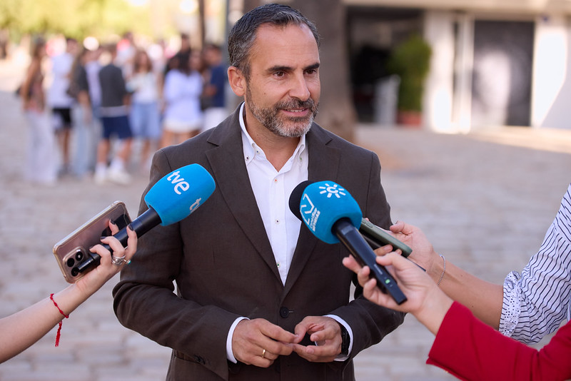 El PSOE-A acusa a Moreno Bonilla de frenar las medidas contra los desahucios y le exige soluciones ante la crisis de vivienda